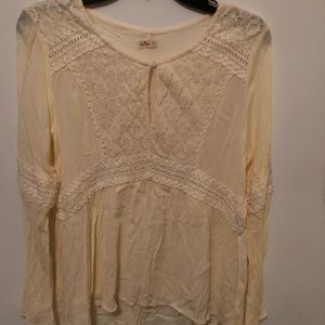 Loose fitting long sleeve top